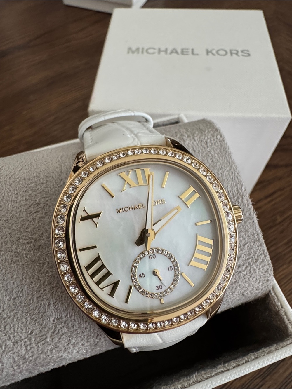 Michael Kors sage Gold and White Crystal-Accent Women's Watch - Picture 5 of 5